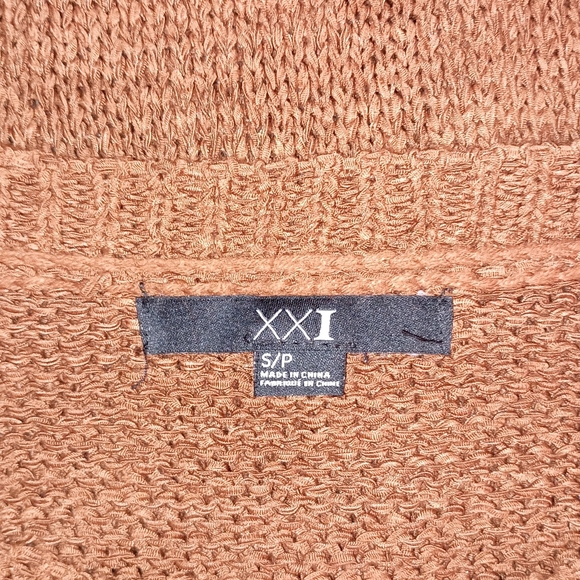Forever 21 XXI knit top, sz PS - Picture 3 of 3